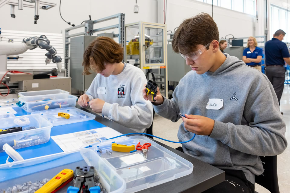 Explore Advanced Manufacturing